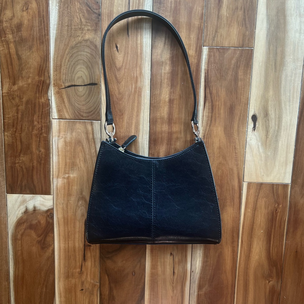 VNTG Liz Claiborne classic hobo bag